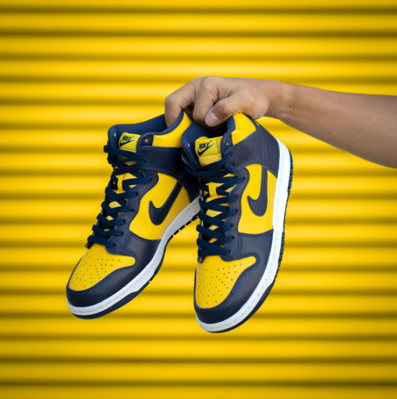 yellow nike shoes