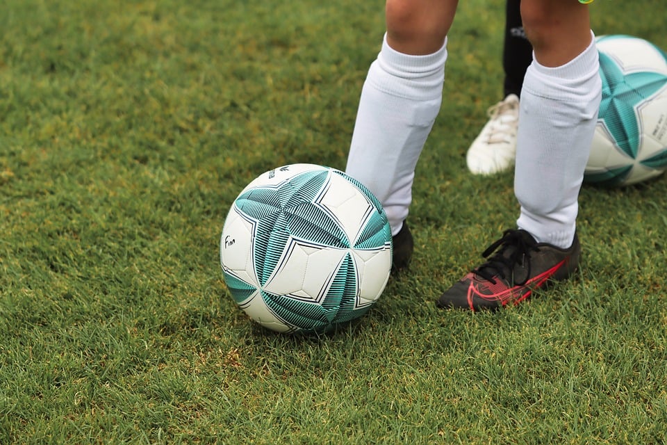 How to Replace Shoelaces on Soccer Cleats