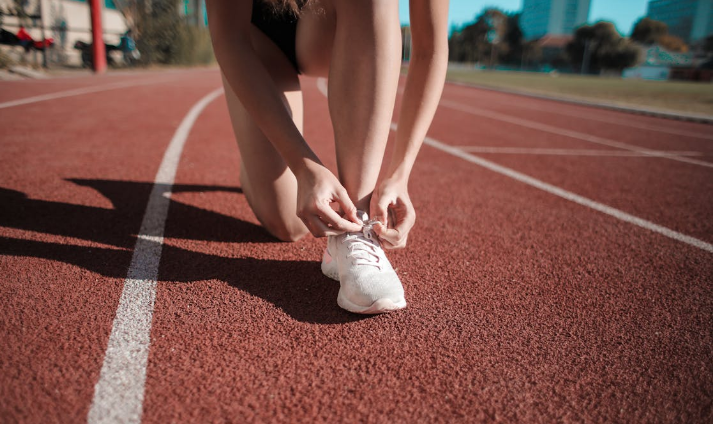 Best Ways to Tie Shoelaces for Runners and Hikers